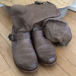 Frye Veronica Taupe Boot